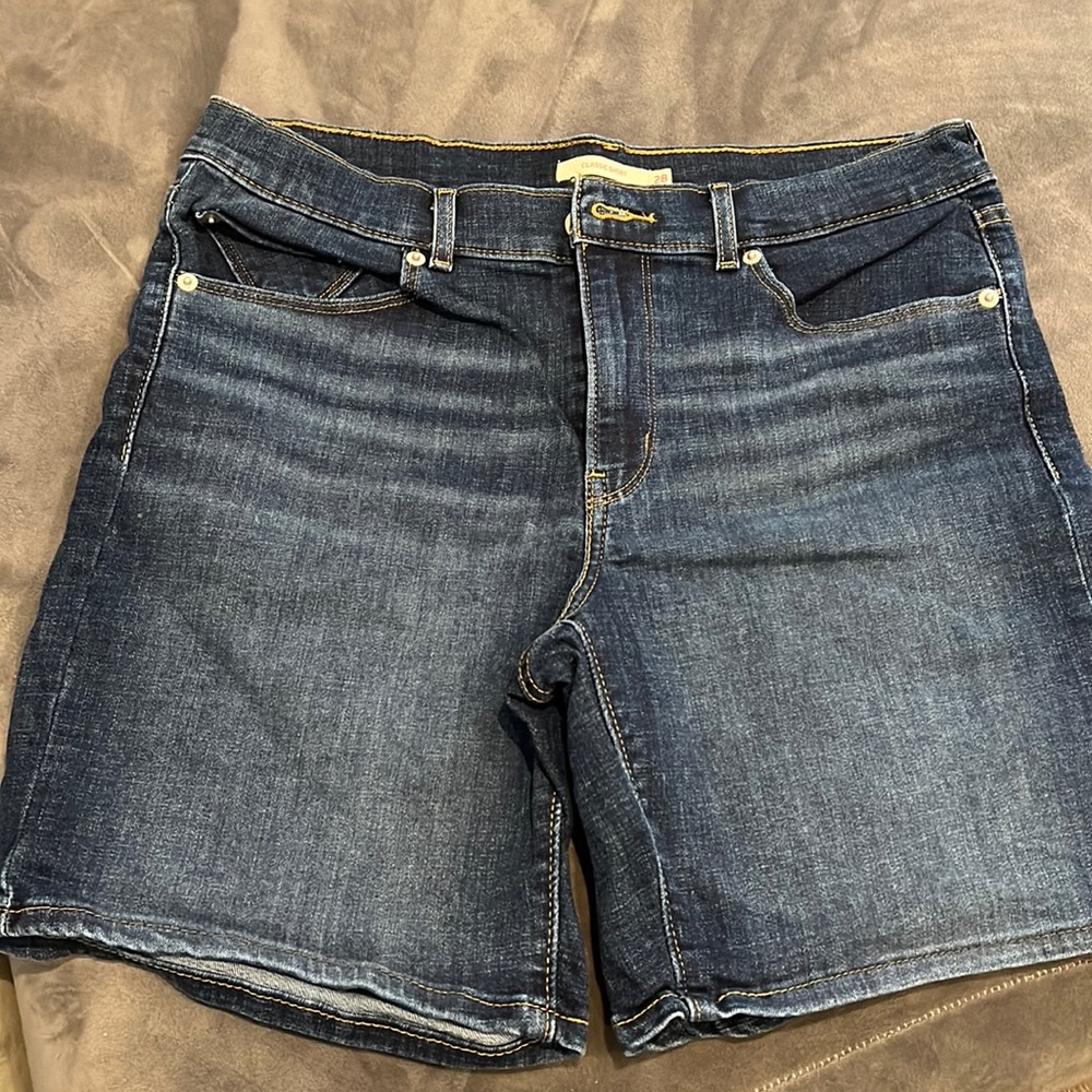 Levi’s jean shorts